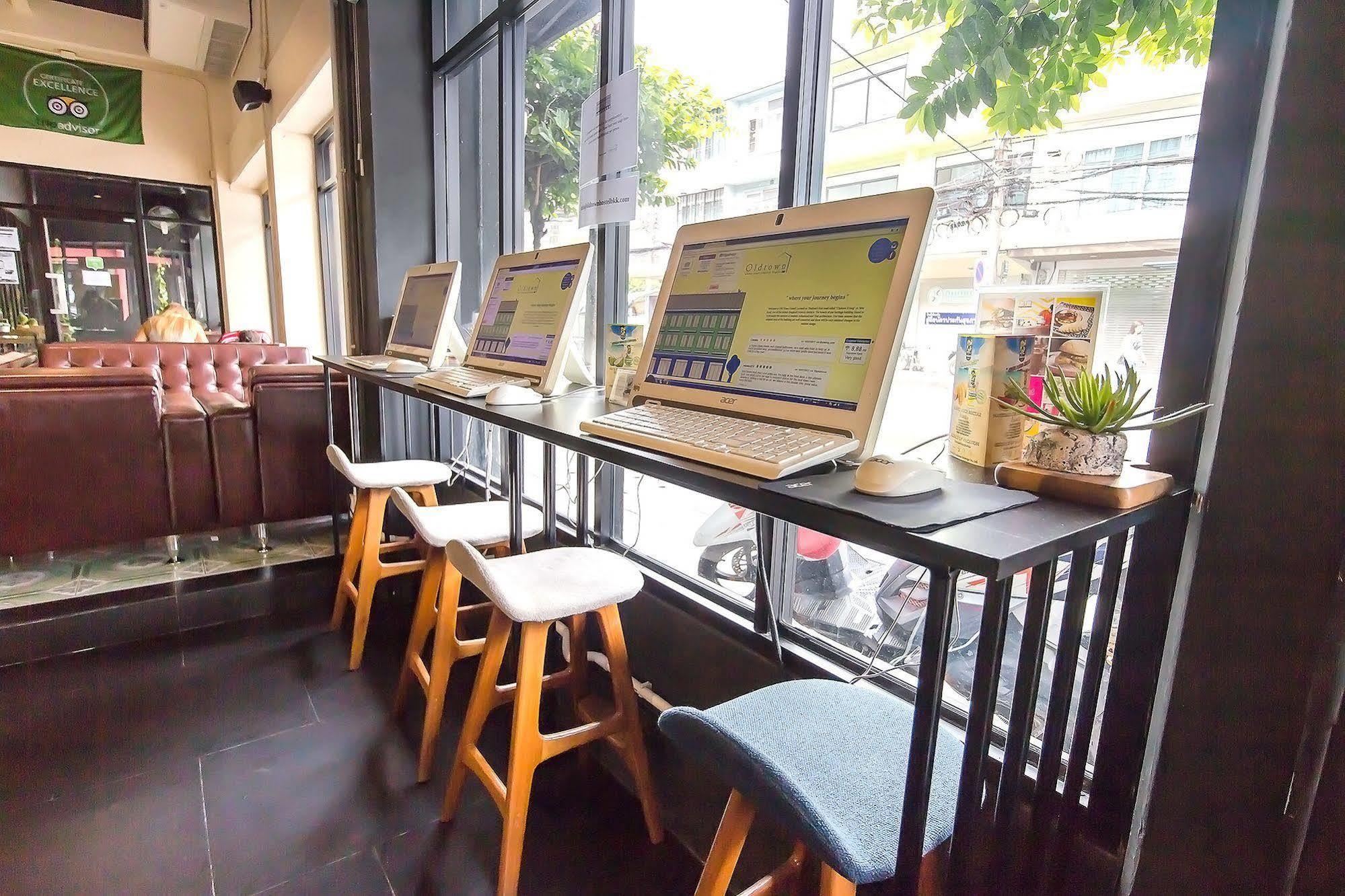 Oldtown Hostel Bangkok Exterior foto